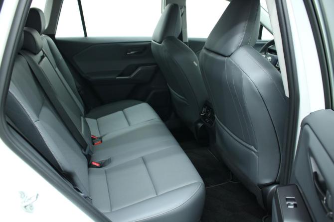 Toyota RAV4 VI (XA60) с пробегом 2026 года, цена 4 550 000 рублей, 72 км, внедорожник, Автокод Объявления