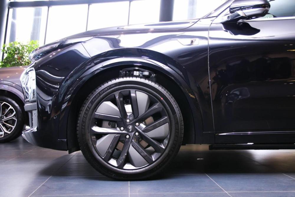 Li Auto (Lixiang) L9 I Рестайлинг Москва  - изображение 15