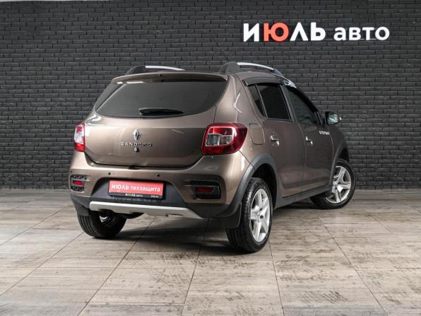 Renault Sandero II Рестайлинг с пробегом 2020 года, цена 1 240 000 рублей, 176187 км, хэтчбек, Автокод Объявления