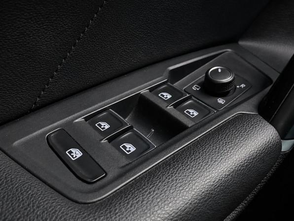 Volkswagen Tiguan II с пробегом 2017 года, цена 2 499 000 рублей, 134070 км, внедорожник, Автокод Объявления