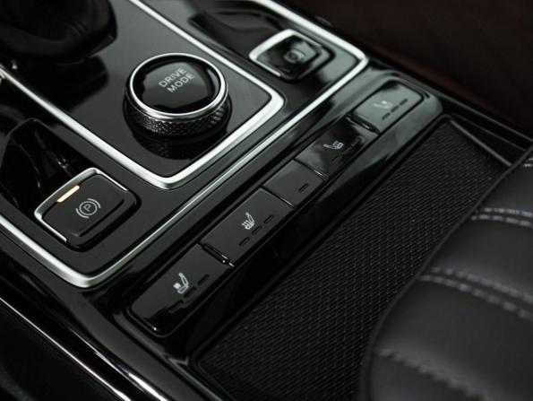 Hongqi HS5 I с пробегом 2023 года, цена 2 630 000 рублей, 29999 км, внедорожник, Автокод Объявления