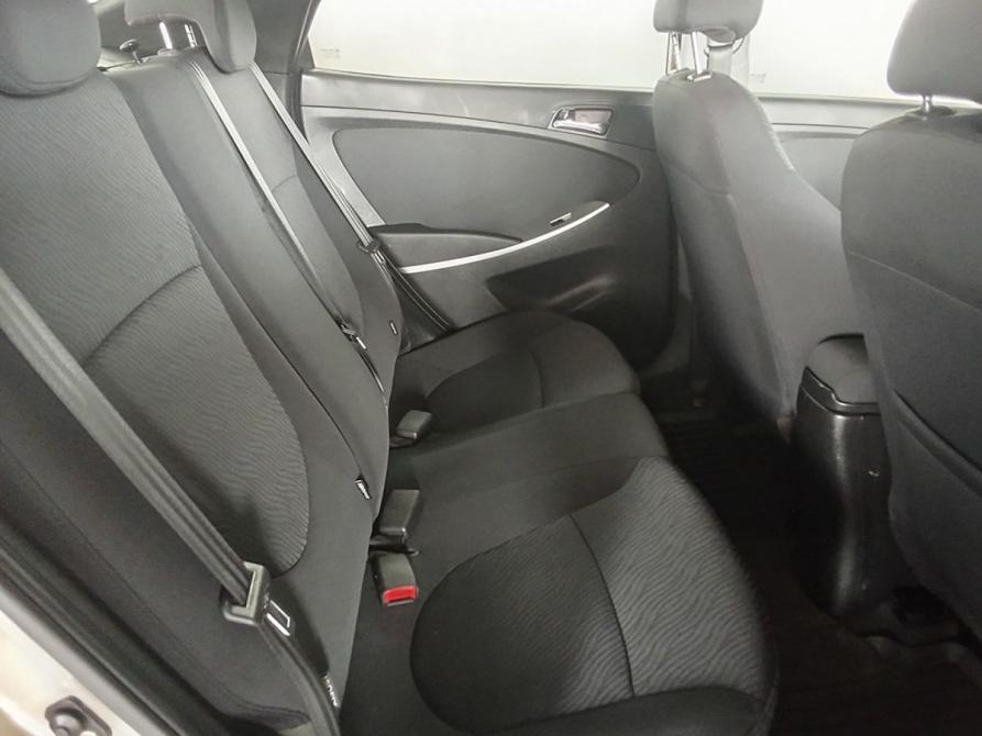 Hyundai Solaris I Москва  - изображение 10