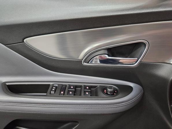 Opel Mokka I с пробегом 2013 года, цена 1 199 000 рублей, 129980 км, внедорожник, Автокод Объявления