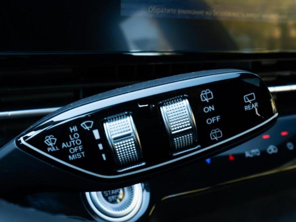 Omoda C5 I с пробегом 2024 года, цена 1 949 000 рублей, 46842 км, внедорожник, Автокод Объявления