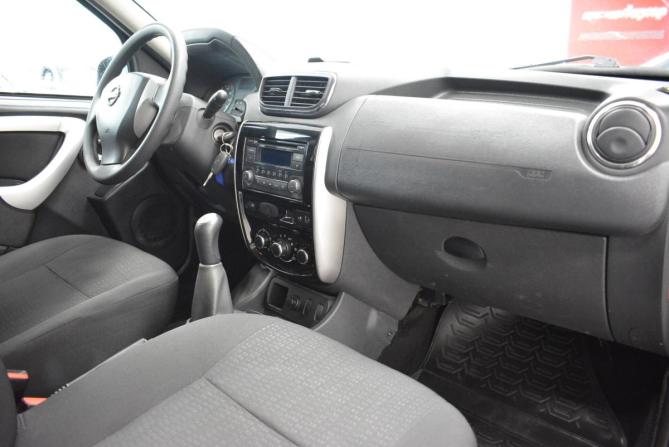 Nissan Terrano III (D10) с пробегом 2015 года, цена 999 000 рублей, 153000 км, внедорожник, Автокод Объявления