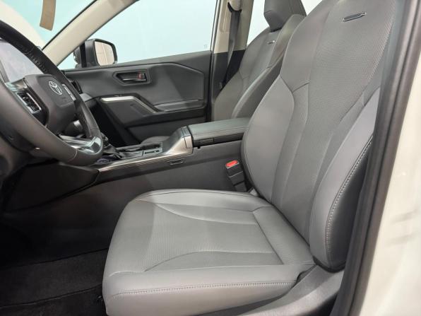 Toyota RAV4 VI (XA60) с пробегом 2026 года, цена 4 100 000 рублей, 65 км, внедорожник, Автокод Объявления