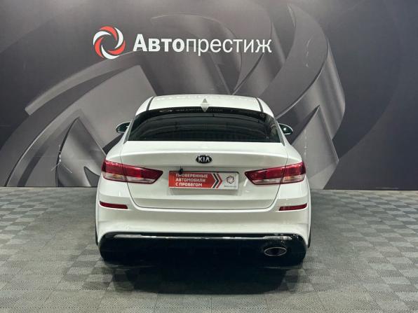 Kia Optima IV Рестайлинг с пробегом 2018 года, цена 1 620 000 рублей, 145834 км, седан, Автокод Объявления