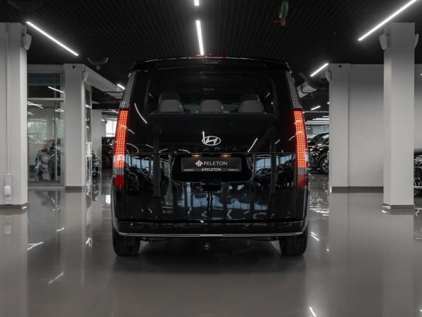 Hyundai Staria I Рестайлинг с пробегом 2026 года, цена 7 900 000 рублей, 46 км, минивэн, Автокод Объявления