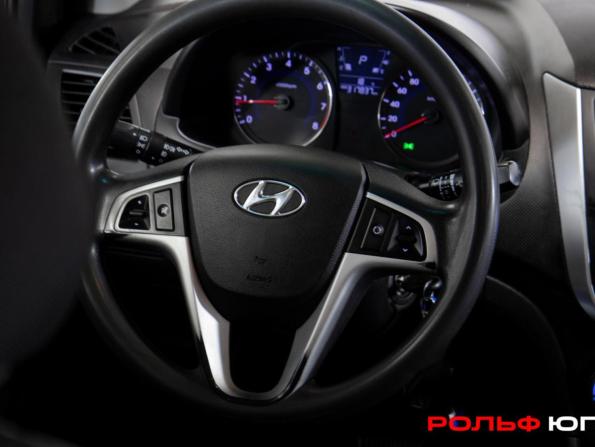 Hyundai Solaris I с пробегом 2012 года, цена 528 000 рублей, 317822 км, хэтчбек, Автокод Объявления