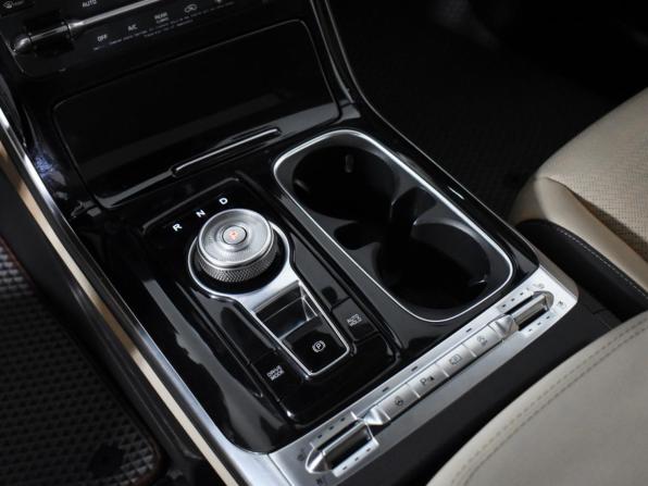 Kia Carnival IV с пробегом 2020 года, цена 3 350 000 рублей, 111468 км, минивэн, Автокод Объявления
