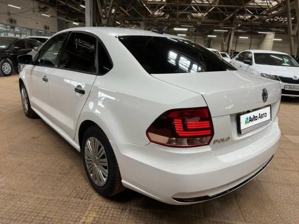Volkswagen Polo V Рестайлинг с пробегом 2019 года, цена 990 000 рублей, 103438 км, седан, Автокод Объявления