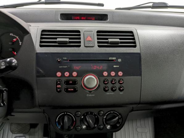 Suzuki Swift III с пробегом 2007 года, цена 450 000 рублей, 113258 км, хэтчбек, Автокод Объявления