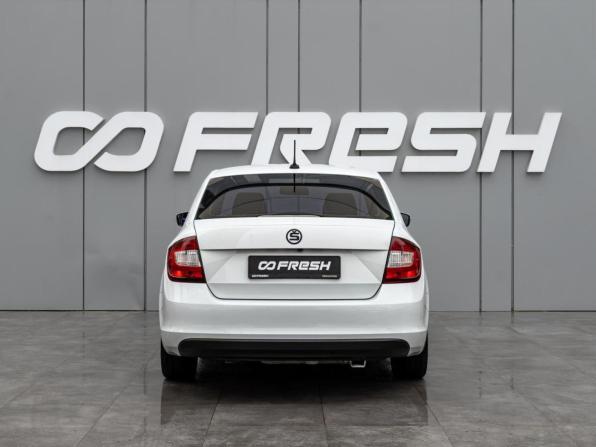 Skoda Rapid I Рестайлинг с пробегом 2018 года, цена 1 040 000 рублей, 190725 км, лифтбек, Автокод Объявления