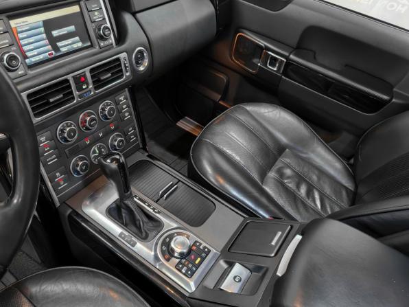 Land Rover Range Rover III Рестайлинг 2 с пробегом 2009 года, цена 1 650 000 рублей, 193686 км, внедорожник, Автокод Объявления