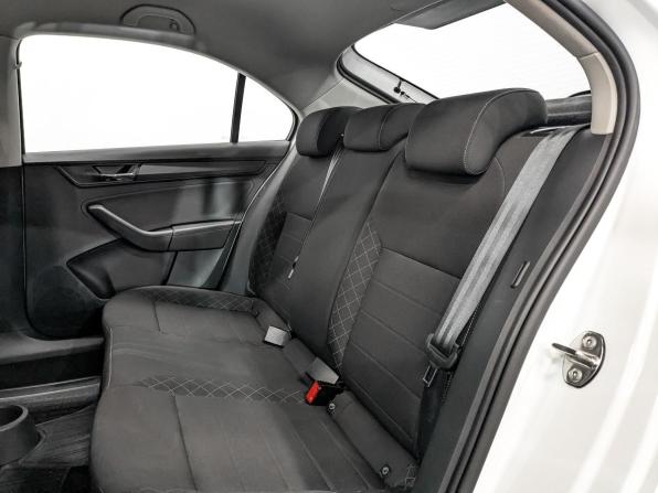 Skoda Rapid II с пробегом 2020 года, цена 1 490 000 рублей, 80698 км, лифтбек, Автокод Объявления
