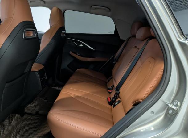 Omoda C5 I с пробегом 2023 года, цена 1 850 000 рублей, 23892 км, внедорожник, Автокод Объявления
