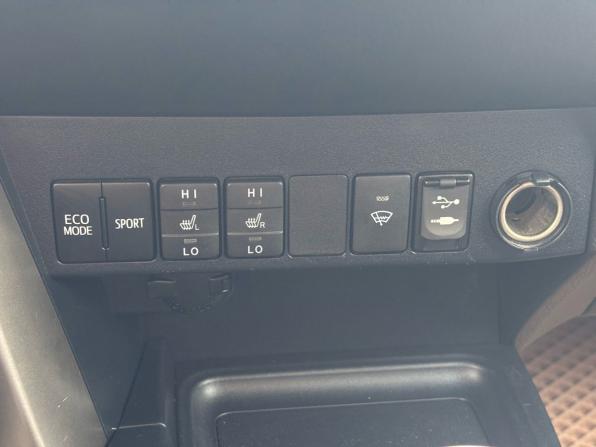 Toyota RAV4 IV (XA40) с пробегом 2013 года, цена 1 888 000 рублей, 143449 км, внедорожник, Автокод Объявления