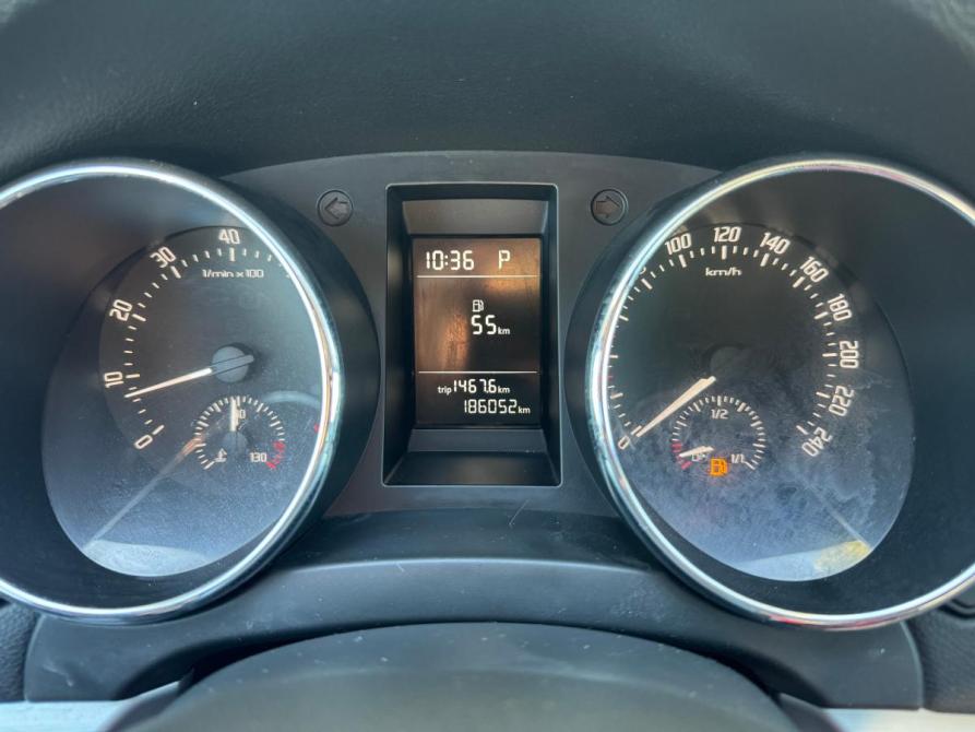 Skoda Yeti I Рестайлинг Ростов-на-Дону  - изображение 13
