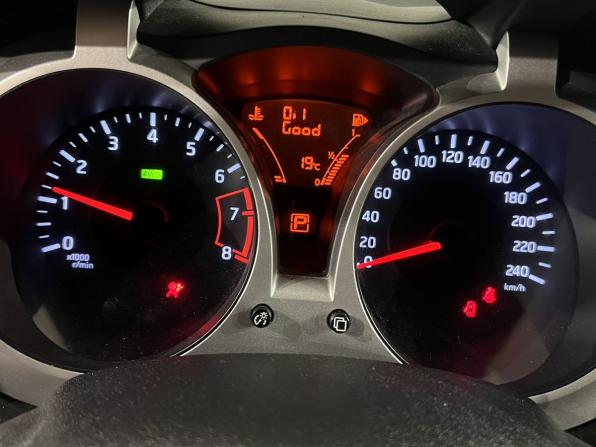 Nissan Juke I с пробегом 2011 года, цена 990 000 рублей, 121500 км, внедорожник, Автокод Объявления