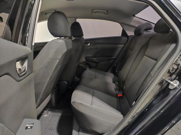 Hyundai Solaris II Рестайлинг с пробегом 2022 года, цена 1 410 000 рублей, 104000 км, седан, Автокод Объявления