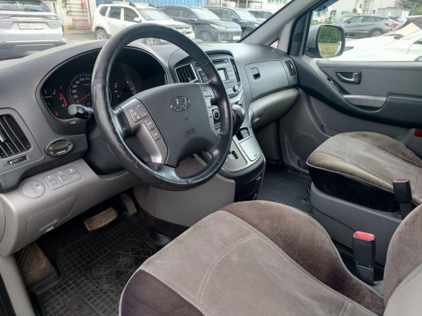 Hyundai H-1 II Рестайлинг 2 с пробегом 2020 года, цена 3 356 000 рублей, 250894 км, минивэн, Автокод Объявления