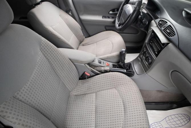 Renault Laguna II с пробегом 2003 года, цена 399 000 рублей, 284000 км, лифтбек, Автокод Объявления