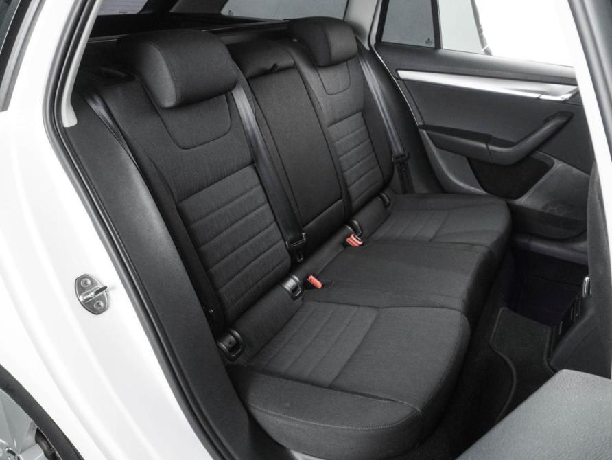 Skoda Octavia III (A7) Воронеж  - изображение 7