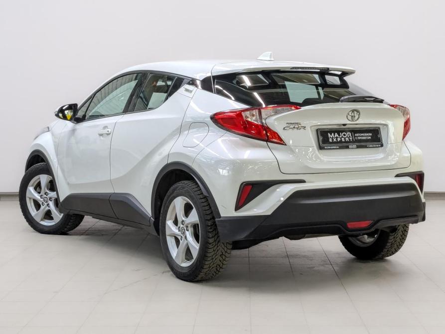 Toyota C-HR I Москва  - изображение 7