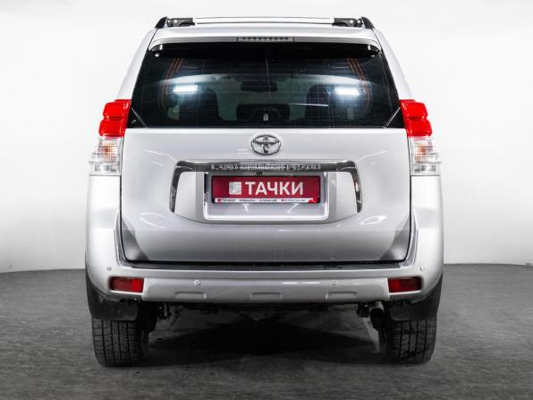 Toyota Land Cruiser Prado 150 Series с пробегом 2010 года, цена 2 855 000 рублей, 260102 км, внедорожник, Автокод Объявления