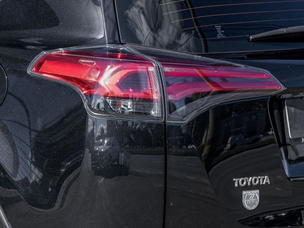 Toyota RAV4 IV (XA40) Рестайлинг с пробегом 2015 года, цена 2 049 000 рублей, 147617 км, внедорожник, Автокод Объявления