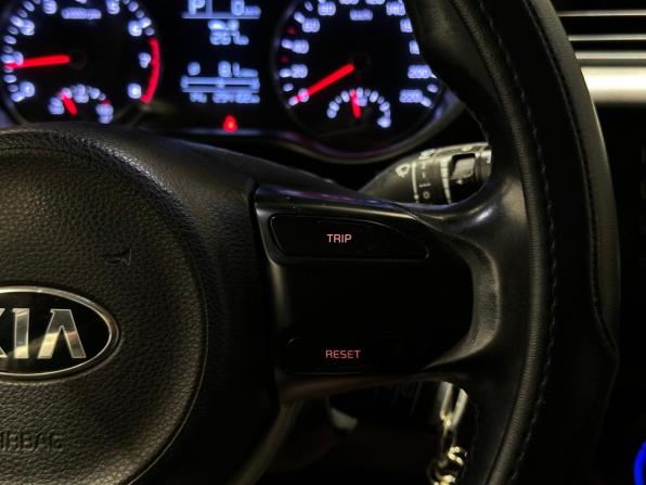 Kia Rio IV с пробегом 2018 года, цена 1 100 000 рублей, 294101 км, хэтчбек, Автокод Объявления