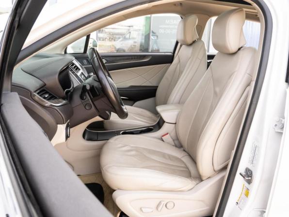 Lincoln MKC I Рестайлинг с пробегом 2018 года, цена 2 599 000 рублей, 101760 км, внедорожник, Автокод Объявления