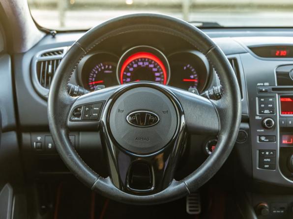 Kia Cerato II с пробегом 2012 года, цена 798 000 рублей, 215323 км, седан, Автокод Объявления