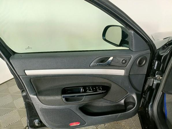 Skoda Octavia II (A5) Рестайлинг с пробегом 2013 года, цена 785 000 рублей, 200000 км, лифтбек, Автокод Объявления
