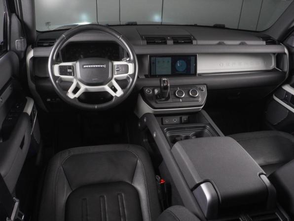 Land Rover Defender II с пробегом 2020 года, цена 7 569 000 рублей, 66105 км, внедорожник, Автокод Объявления