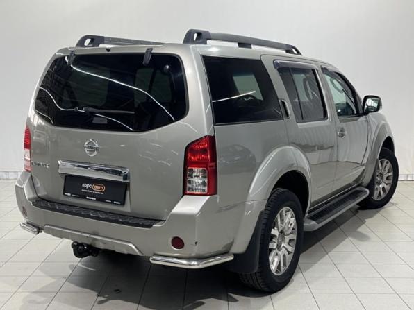 Nissan Pathfinder III Рестайлинг с пробегом 2012 года, цена 1 717 000 рублей, 260744 км, внедорожник, Автокод Объявления