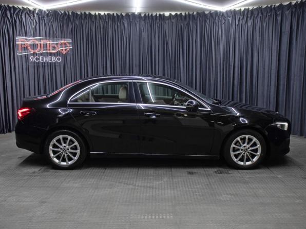 Mercedes-Benz A-Класс IV (W177) с пробегом 2018 года, цена 1 649 000 рублей, 139323 км, седан, Автокод Объявления