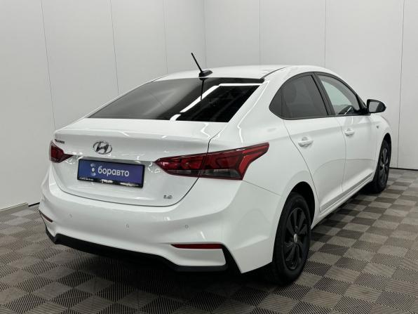 Hyundai Solaris II с пробегом 2019 года, цена 1 499 000 рублей, 122748 км, седан, Автокод Объявления