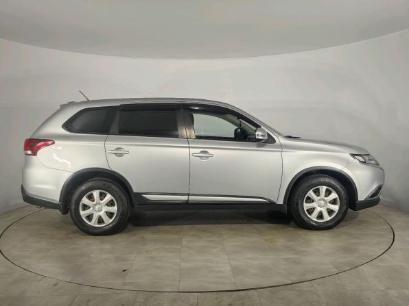 Mitsubishi Outlander III Рестайлинг 2 с пробегом 2016 года, цена 1 700 000 рублей, 164400 км, внедорожник, Автокод Объявления