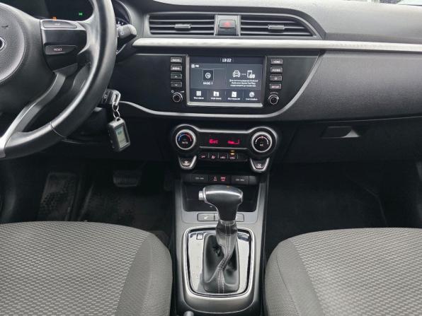 Kia Rio IV с пробегом 2019 года, цена 1 205 000 рублей, 124073 км, хэтчбек, Автокод Объявления