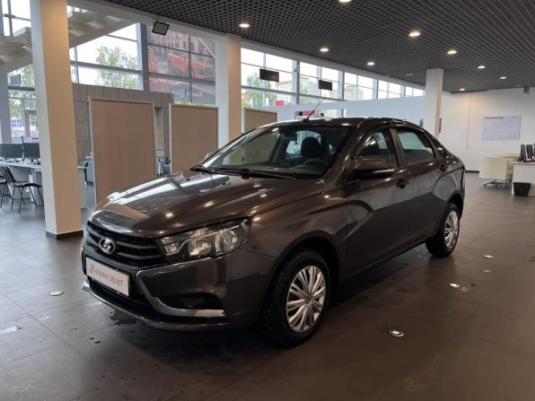 Lada (ВАЗ) Vesta I с пробегом 2018 года, цена 800 000 рублей, 99486 км, седан, Автокод Объявления