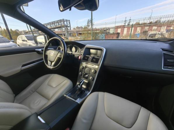 Volvo XC60 I Рестайлинг с пробегом 2014 года, цена 1 949 000 рублей, 180000 км, внедорожник, Автокод Объявления