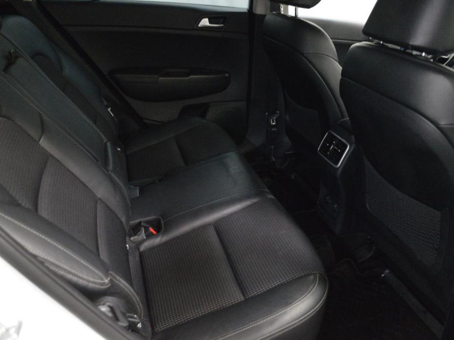 Kia Sportage IV Санкт-Петербург  - изображение 12