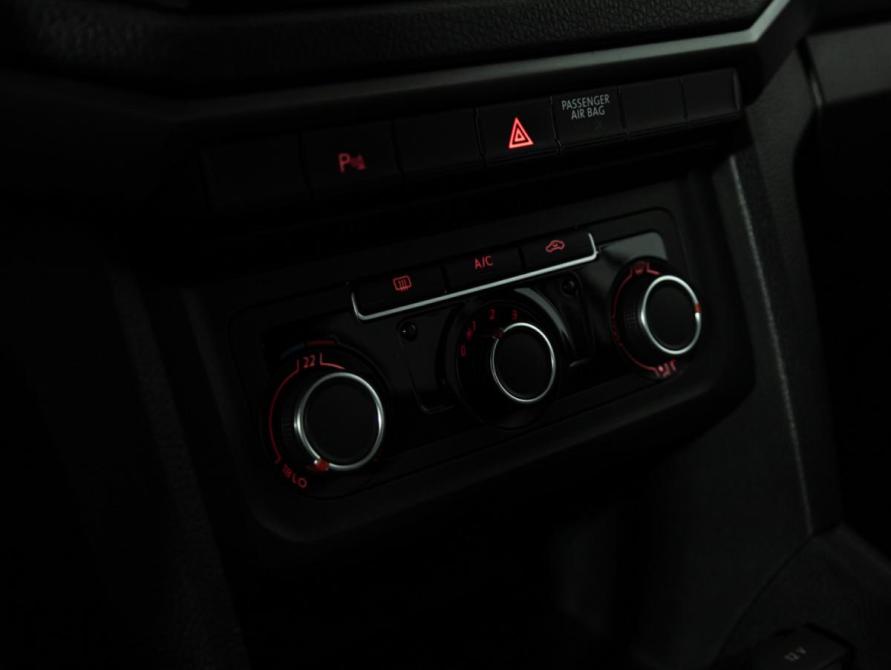 Volkswagen Amarok I Рестайлинг Санкт-Петербург  - изображение 16