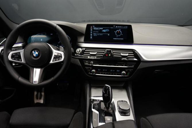 BMW 5 серии VII (G30/G31/G38) с пробегом 2019 года, цена 3 735 000 рублей, 161010 км, седан, Автокод Объявления