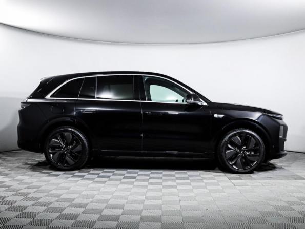 Li Auto (Lixiang) L6 с пробегом 2024 года, цена 5 699 000 рублей, 12910 км, внедорожник, Автокод Объявления