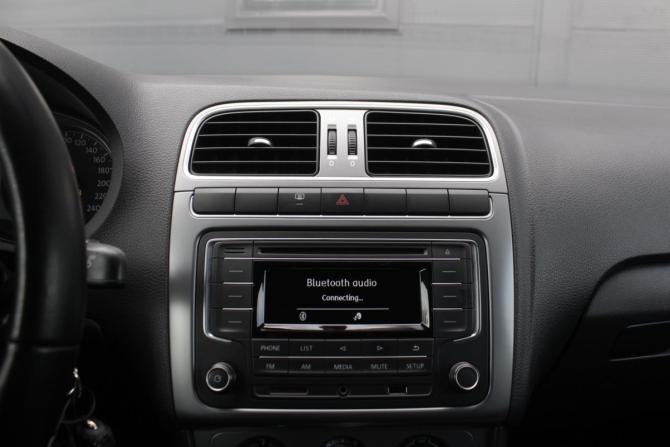 Volkswagen Polo V Рестайлинг с пробегом 2016 года, цена 1 110 000 рублей, 140181 км, седан, Автокод Объявления