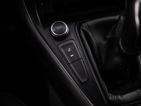 Ford Focus III Рестайлинг с пробегом 2016 года, цена 1 149 000 рублей, 112829 км, хэтчбек, Автокод Объявления