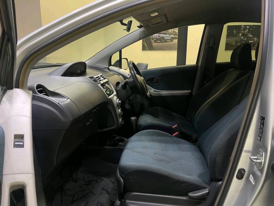 Toyota Vitz II (XP90) Новосибирск  - изображение 11