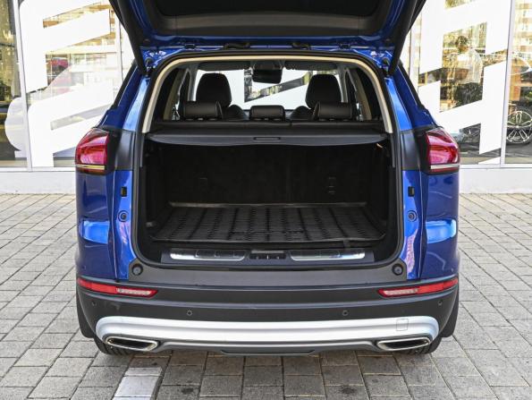 Geely Atlas Pro с пробегом 2022 года, цена 1 877 800 рублей, 84094 км, внедорожник, Автокод Объявления